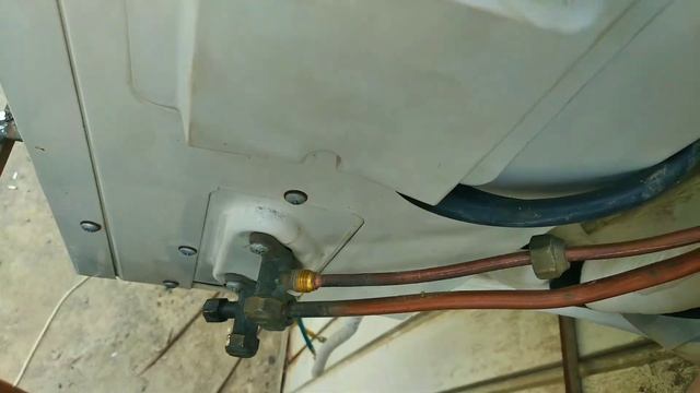 Установка кондиционера BEKO