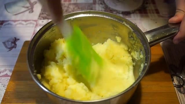 У ВАС ЕСТЬ МУКА и КАРТОШКА? Тогда срочно приготовьте эту вкуснятину! смотреть онлайн
