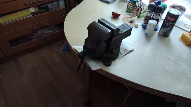 Чистка колес на кресле смотреть онлайн