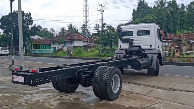 Mercedes-benz axor 1623 R 51 смотреть онлайн