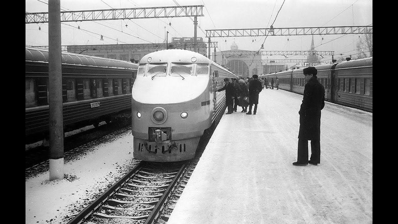 Первый рейс высокоскоростного элпоезда ЭР200/The first flight of the ER200 high-speed electric train смотреть онлайн