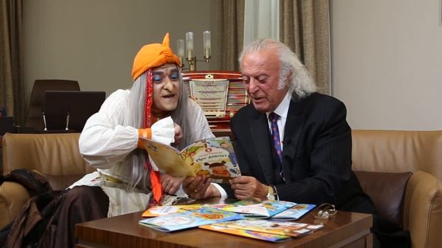 Поэт-песенник Илья Резник и Baba Yaga читают стихи! смотреть онлайн