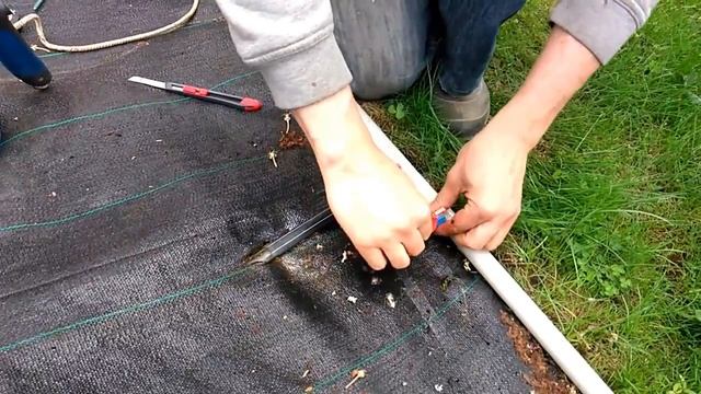 Монтаж капельной ленты. Клубника..mp4 смотреть онлайн