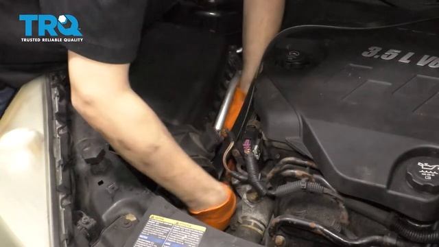 How to Replace Serpentine Belt 2007-2009 Saturn Aura смотреть онлайн