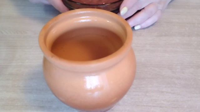 Куриная печень с яблоками в глиняных горшочках. ??? смотреть онлайн