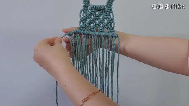 Making a macrame wallhanging baby pants / 마크라메 아기 바지 월행잉 만들기! смотреть онлайн