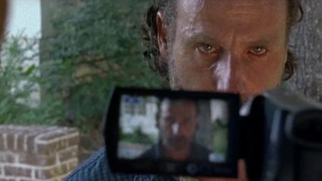 Рейтинги Ходячих мертвецов падают [критика 7 сезона] смотреть онлайн