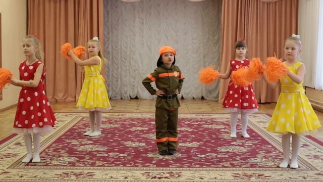 Песня "В МЧС служить хочу". Музыка О.Пономаревой, слова А.Болсуновской смотреть онлайн