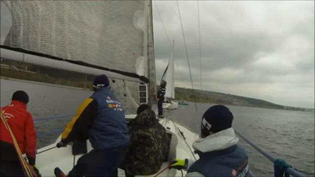 Sunfast 3200 Russia Togliatti яхта " Дружба RUS 2012 " открытие сезона 2016 гонка 3 вид с кормы смотреть онлайн