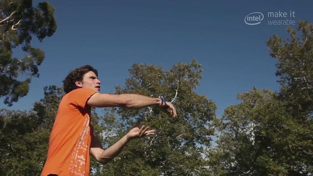 Make It Wearable Finalists | Meet Team Nixie смотреть онлайн