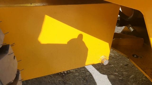 Мини погрузчик на четырех гидромоторах. Минитрактор на гидроходу. смотреть онлайн