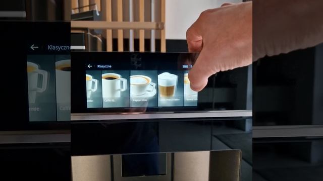 Ekspres ciśnieniowy Siemens CT718L1B0 iQ 700 Culinarum Studio coffe machine смотреть онлайн