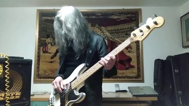 HELLOWEEN Twilight Of The Gods - Bass Cover смотреть онлайн