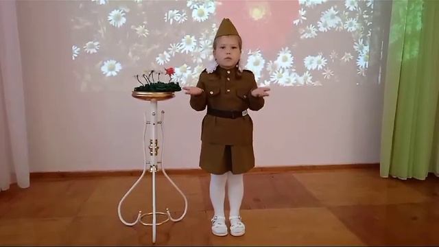 М. Джалиль. Красная ромашка смотреть онлайн