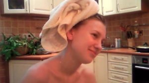 ДЕВУШКА ИКАЕТ....)).mp4