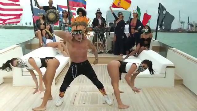 ТАНЦУЮЩИЙ МИЛЛИОНЕР "MACHIKA" смотреть онлайн