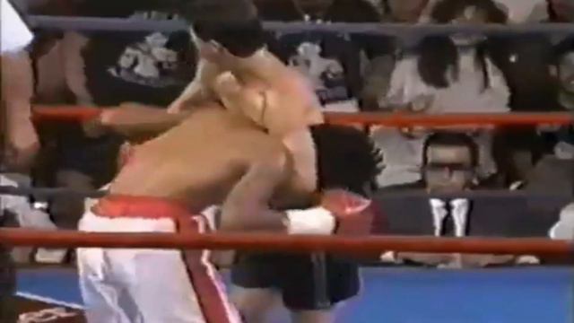 WOW!! WHAT A KNOCKOUT - Johnny Tapia vs Pablo Valenzuela, Full HD Highlights смотреть онлайн