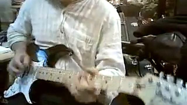 Renaud Louis-Servais - "Andy Timmons" Ibanez test смотреть онлайн