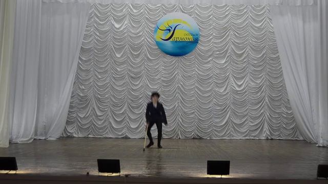 "Северное сияние" Цирковая студия . .Номер Чарли смотреть онлайн