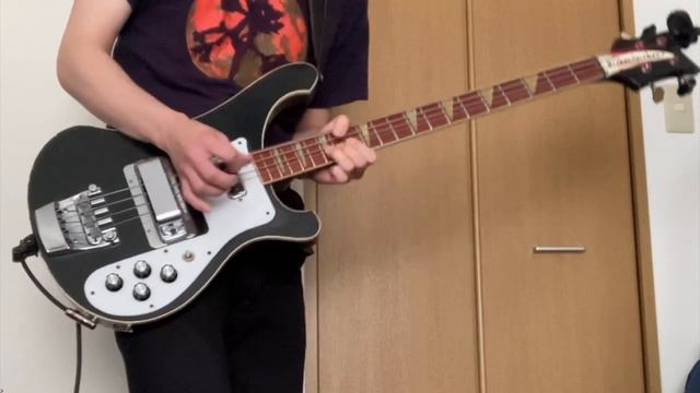 Deep Purple - Fireball Bass Cover смотреть онлайн