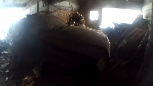 Заброшенный Mercedes W202 C180 смотреть онлайн