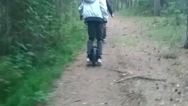 Падение на моноколесе. смотреть онлайн