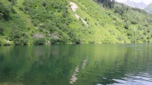 Озеро Туманлы Кёль в Домбае