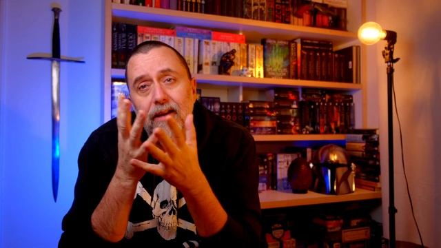 Something Wicked This Way Comes by Ray Bradbury (spoiler-free review) смотреть онлайн