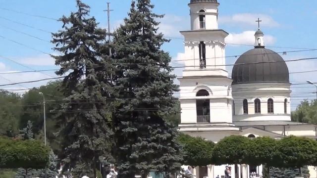 ?? Walking in CHISINAU, Moldova смотреть онлайн