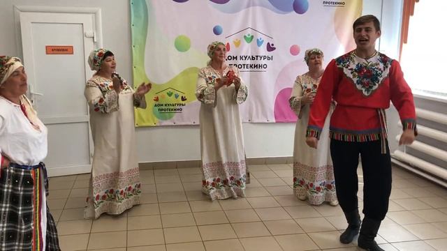 Л.Любавина и Н.Дудин - Частушки тещи и зятя смотреть онлайн