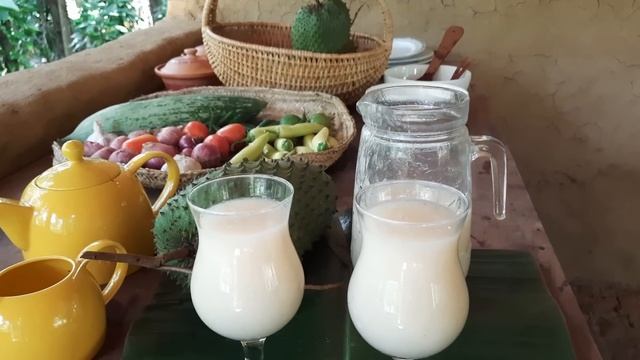 Soursop Fruit Recipe | Healthy Soursop Juice | Salad Recipe By Life In Village (English Subtitles)