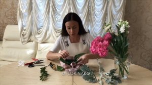 Как сделать недорогую композицию в оазисе с гортензией