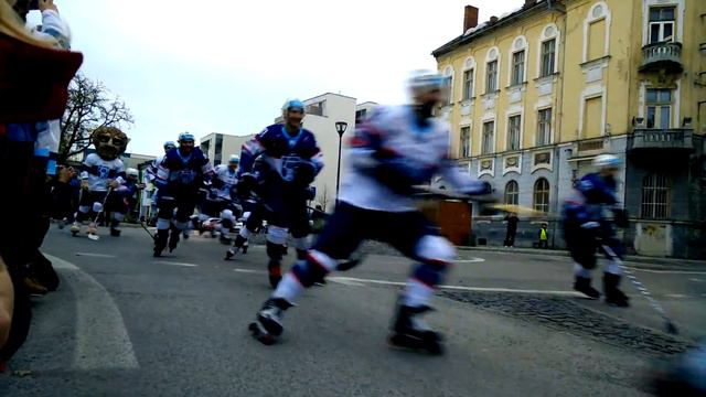 HK Nitra - križovatka - hokejový nástup 2017/2018 смотреть онлайн