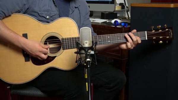 Martin OM28 Modern Deluxe Acoustic Guitar Demo