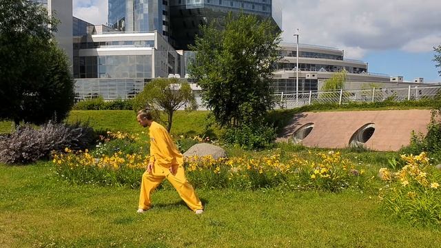 Цигун комплекс Ба Дуань Цзин. смотреть онлайн