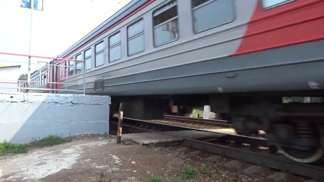Электропоезд ЭД4МК-0020, экспресс №7151 Москва-Каланчёвская - Серпухов смотреть онлайн