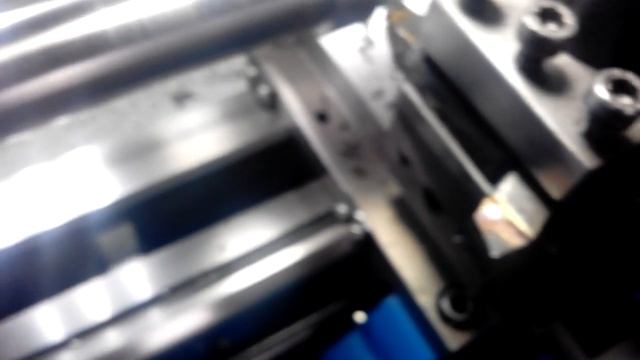 китайский токарный станок по металлу настольный ..Нарезание резьбы ..Нужен совет смотреть онлайн