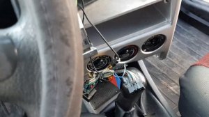 Как снять отремонтировать моторчик печки на Ладе Приоре ВаЗ 21703.