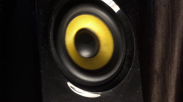 Creative GigaWorks T20 Series || 2.0 Multimedia Speakers Bass Test смотреть онлайн