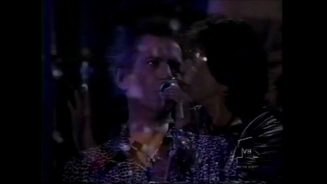 The Rolling Stones Live at Fashion awards, Chelsea Piers, New York, 24 October 1997 (Video) смотреть онлайн