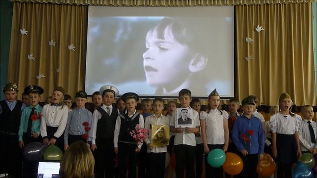 Программа "День Победы" 2В класса школы №7 г. Тутаев на фестивале "Под Звуки Великой Победы" смотреть онлайн