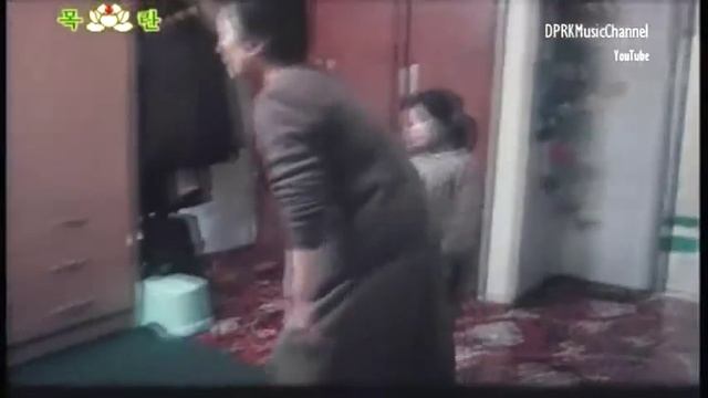 The Kite Flying in The Sky (DPRK) смотреть онлайн