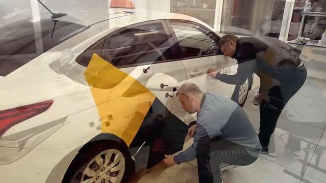 Солярис в наклейках Яндекс такси смотреть онлайн