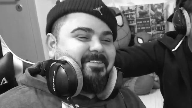 ESKALATION 😱 DIE CRINGESTEN YOUTUBER SONGS 🤮 Takis & Prime Song смотреть онлайн