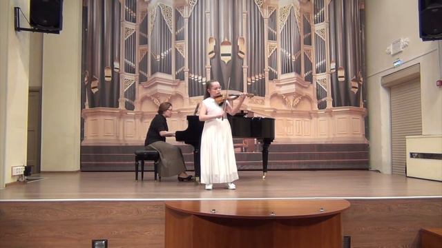 Отчётный концерт струнного отделения ЕДМШ № 16 в Городском доме музыки 25.02.2022