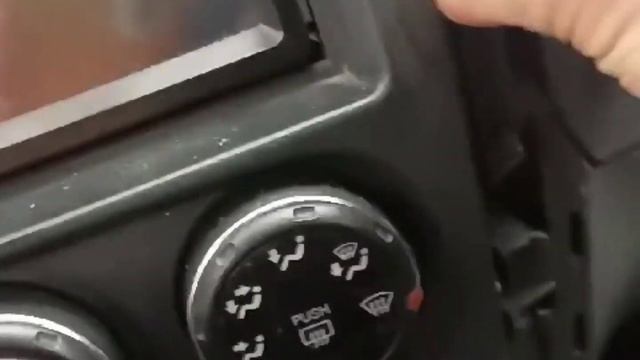 как снять #магнитолу Сузуки Лиана за 2 минуты смотреть онлайн