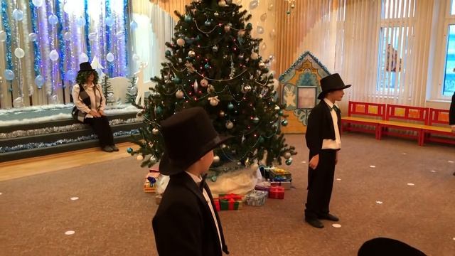 Новогодний утренник в детском саду смотреть онлайн