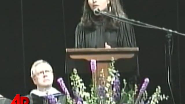 Freed Journalist Saberi Honored With Medal смотреть онлайн