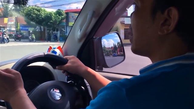 ПЕРЕЛЁТ НА БАЛИ | ТАКСИ ИЗ АЭРОПОРТА ДЕНПАСАР В УБУД | ЗАСЕЛЕНИЕ В MANGIS SARI | ПОШЛАЯ МОЛЛИ смотреть онлайн