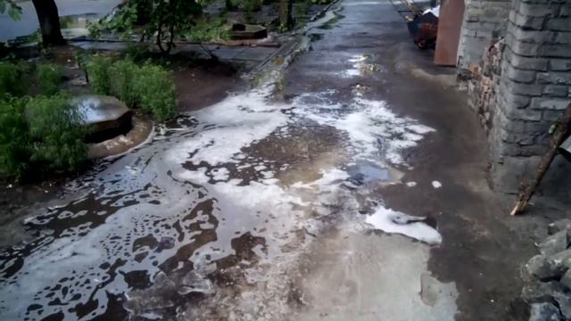 Вода на отмостке после дождя. 11/07/18